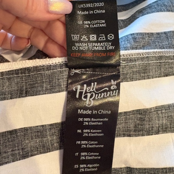 Hell Bunny Black and White Label - Picture 5 of 5